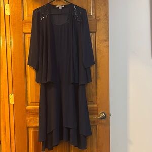 Super cute Navy blue dress!!!!! 3/4 sleeves!